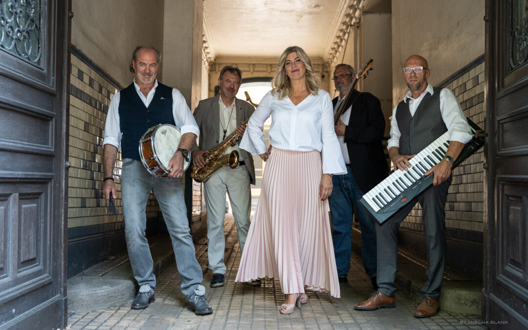 Jazz-Swing-Bossa Nova-Pop-und Soulsongs mit dem „4Bars-Quartett“ am Samstag, 17.05.2025 live im Campus