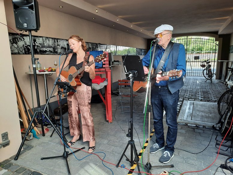 Akustik Duo Martina Müller und Michael Rosenkranz live im Campus am Samstag, 31.7.2021 ab 17.00 Uhr