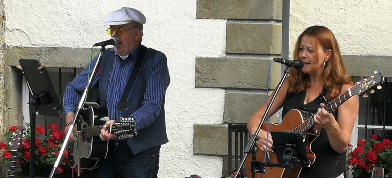 Akustik Duo Martina Müller & Michael Rosenkranz live im Campus am Samstag, 09.10.2021 ab 18.00 Uhr